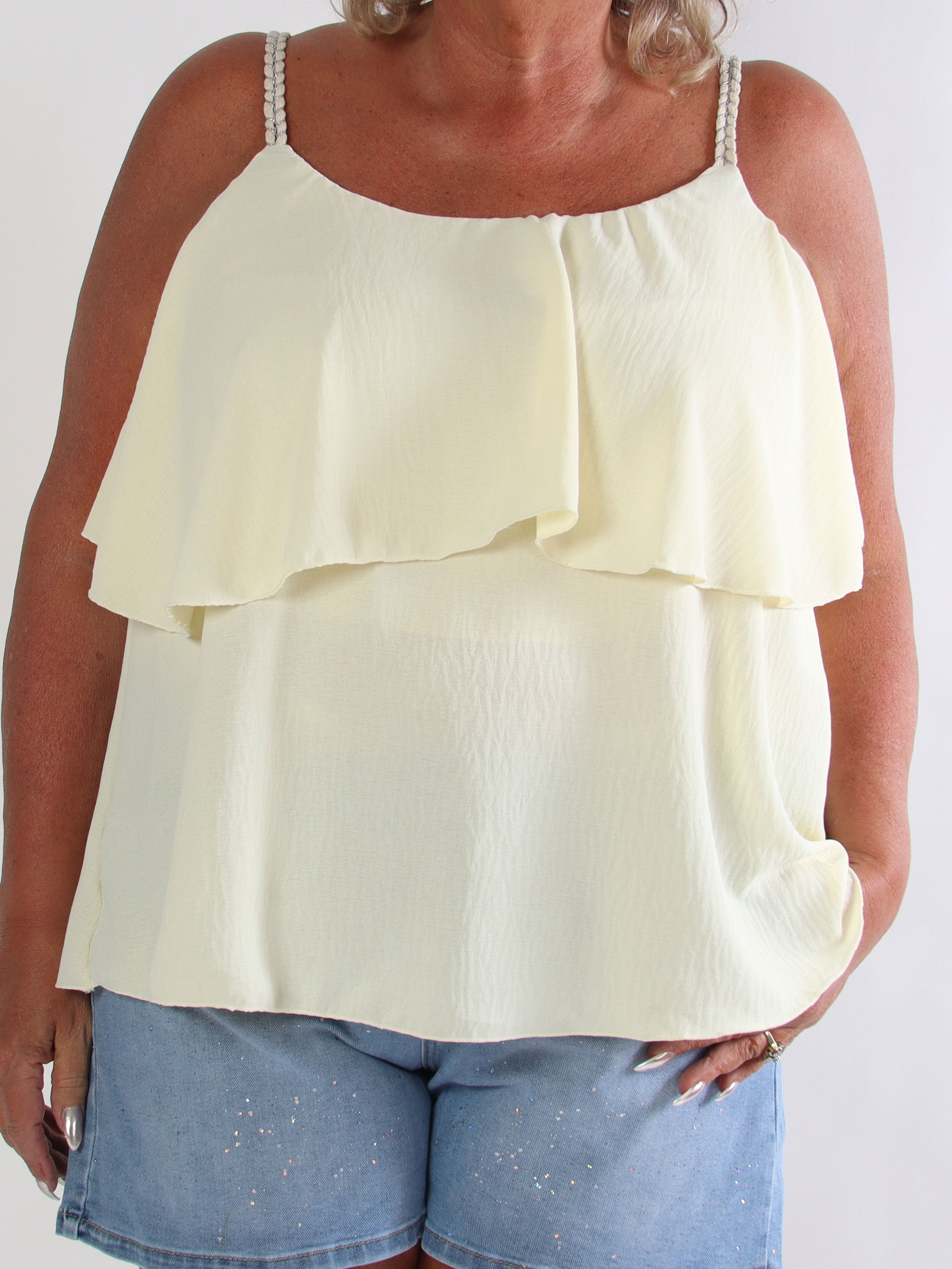 Blanca Top - Plus size flæsetop med flettede stropper